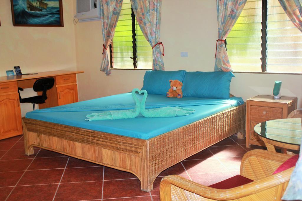 Aqua-Landia Resort Dauin Exterior photo