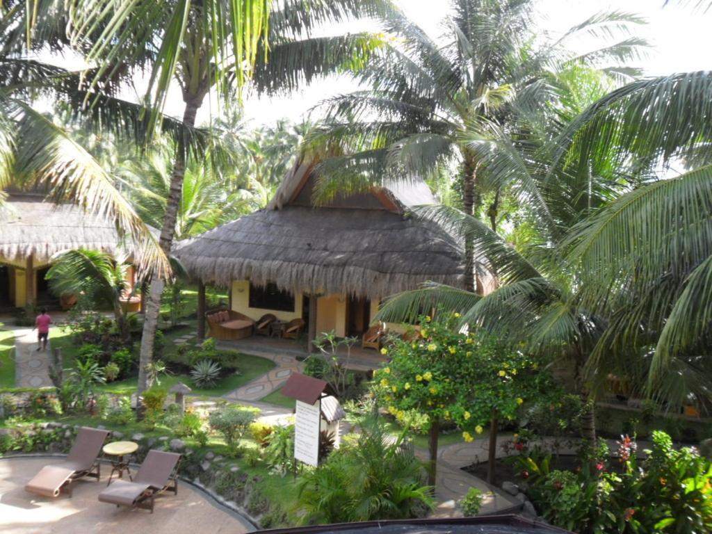 Aqua-Landia Resort Dauin Exterior photo