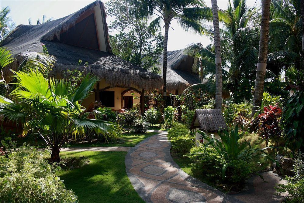 Aqua-Landia Resort Dauin Exterior photo